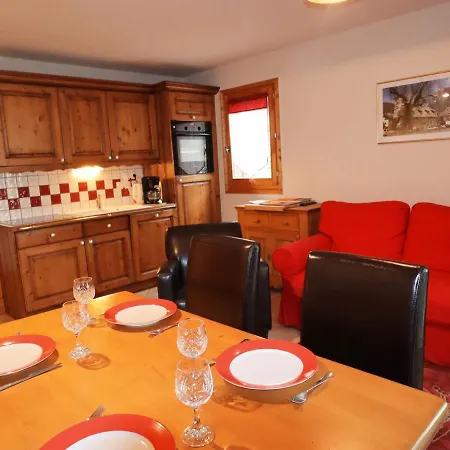 Superbe 48m² Avec Terrasse, Centre Village, Parking, Proche Ski-bus, Non-fumeur - Fr-1-624-46 *